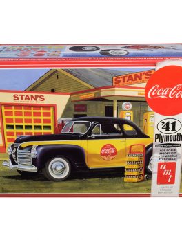 Skill 3 Model Kit 1941 Plymouth Coupe with 4 Bottle Crates Coca-Cola 1/25 Scale Model by AMT AMT1197M