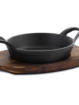 General Store Addlestone 2 Piece 7 Inch Pre-seasoned Oval Cast Iron Server with Burned Furwood Base