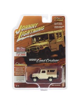 1980 Toyota Land Cruiser Dune Beige with Brown Top Limited Edition to 2,400 pieces Worldwide 1/64 Diecast Model Car by Johnny Lightning JLCP7316
