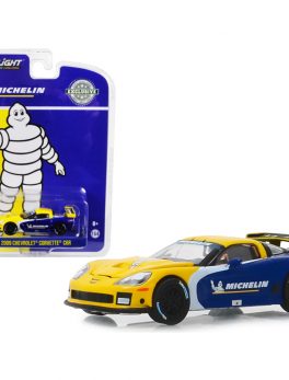 2009 Chevrolet Corvette C6R Michelin Tires Hobby Exclusive 1/64 Diecast Model Car by Greenlight 30074