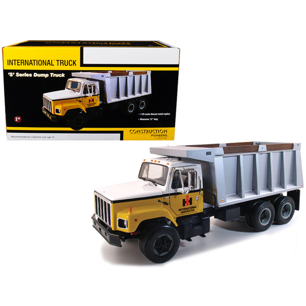 International S Series Dump Truck 1/25 Diecast Model by First Gear 40-0190