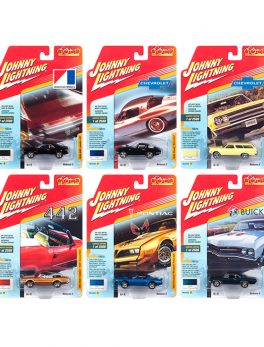 Classic Gold 2018 Release 3 Set A of 6 Cars 1/64 Diecast Models by Johnny Lightning JLCG015A