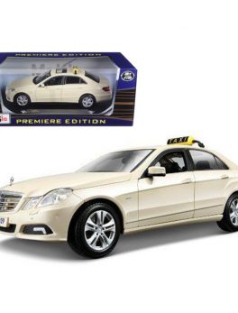 2010 Mercedes E Class German Taxi 1/18 Diecast Model Car by Maisto 36191