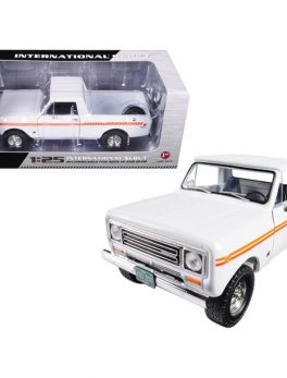 1979 International Scout Terra Pickup Truck White / Orange Spear 1/25 Diecast Model Car by First Gear 49-0407
