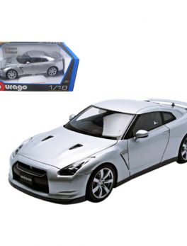 2009 Nissan GT-R R35 Silver 1/18 Diecast Model Car by Bburago 12079s