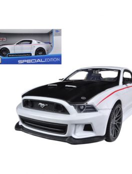 2014 Ford Mustang Street Racer White 1/24 Diecast Model Car by Maisto 31506w