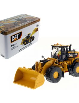 CAT Caterpillar 982M Wheel Loader with Operator High Line Series 1/50 Diecast Model by Diecast Masters 85292