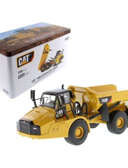 CAT Caterpillar 740B Articulated Hauler/Dump Truck with Tipper Body and Operator High Line Series 1/50 Diecast Model by Diecast Masters 85501
