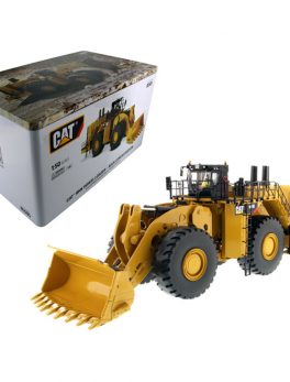 CAT Caterpillar 994K Wheel Loader with Rock Bucket and Operator High Line Series 1/50 Diecast Model by Diecast Masters 85505