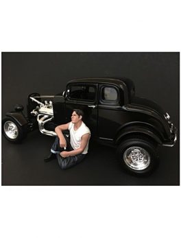 50's Style Figurine V for 1/18 Scale Models by American Diorama 38155
