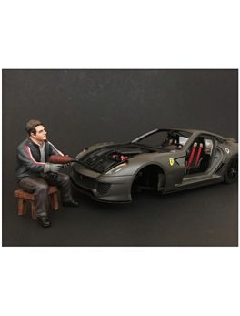 Chop Shop Mr. Lugnut Figure for 1:24 Scale Models by American Diorama 38262