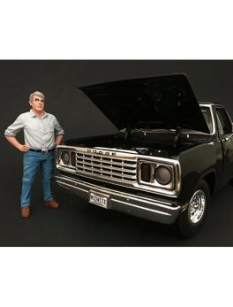 70's Style Figurine V for 1/18 Scale Models by American Diorama 77455