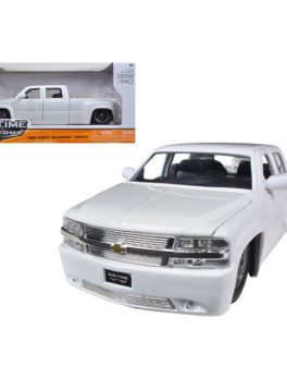 1999 Chevrolet Silverado Dooley White 1/24 Diecast Model Car by Jada 90145w
