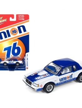 1986 Buick Regal T-Type Union 76 White and Blue Limited Edition to 2760 pieces Worldwide 1/64 Diecast Model Car by Johnny Lightning JLSP012